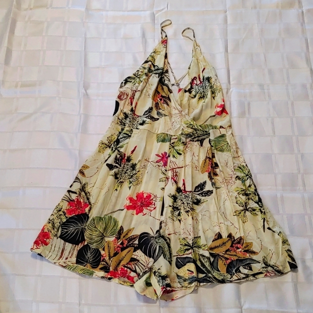 Floral Tropical Print Romper Sized Large